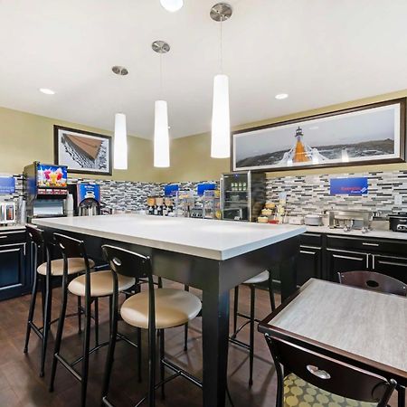 Best Western Edgewater Inn Екстериор снимка