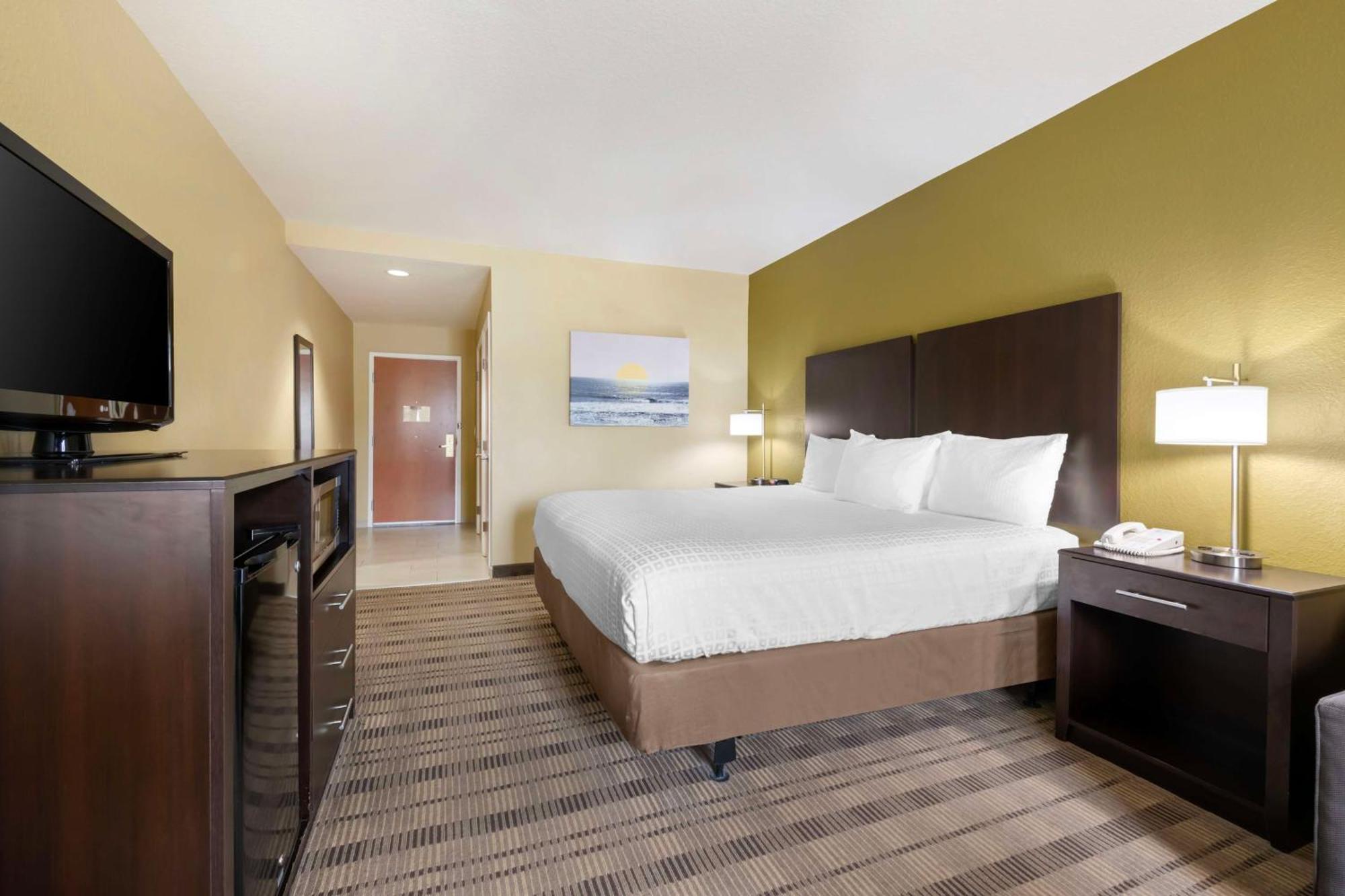 Best Western Edgewater Inn Екстериор снимка